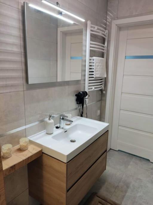 Green Dream Apartment Pobierowo Kryty Basen מראה חיצוני תמונה